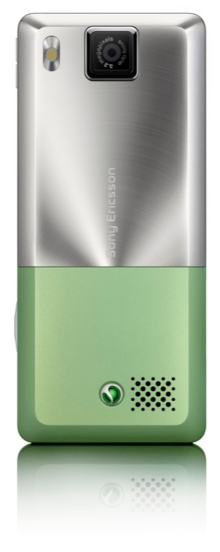 Illustration for article titled Sony Ericsson T650 Packs 3G, 3.2MP Camera Into a Slim Candybar